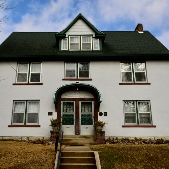 Albert and Wilhelmina Thomas House