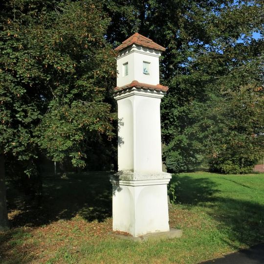 Boží muka v parku v Chotusické ulici v Čáslavi