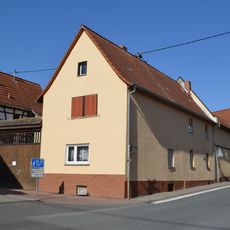 Schulstraße 21