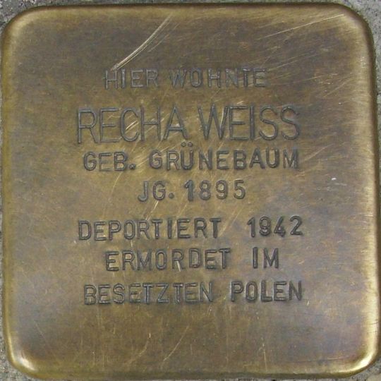 Stolperstein en memoria de Recha Weiss