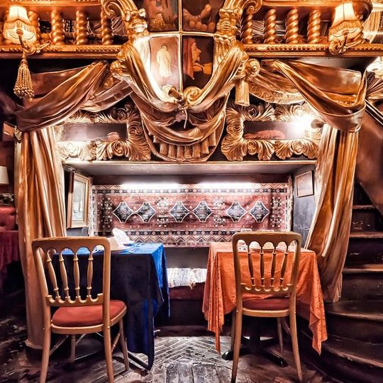 Sarastro Restaurant