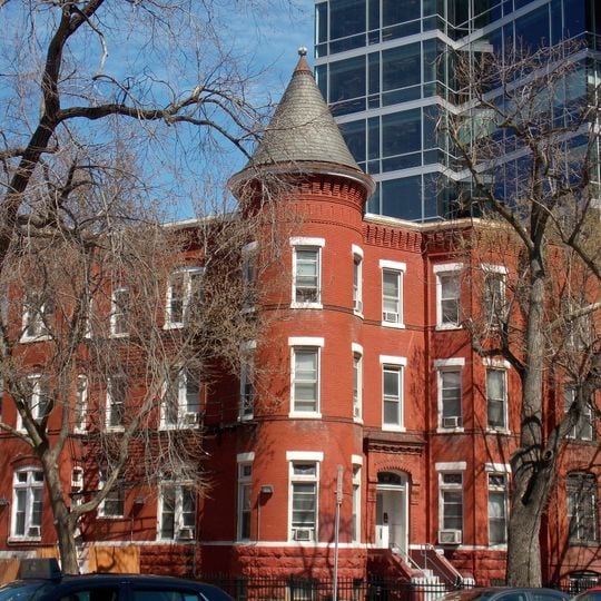 Mount Vernon Triangle Historic District