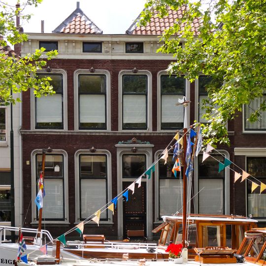 Hoge Gouwe 123, Gouda