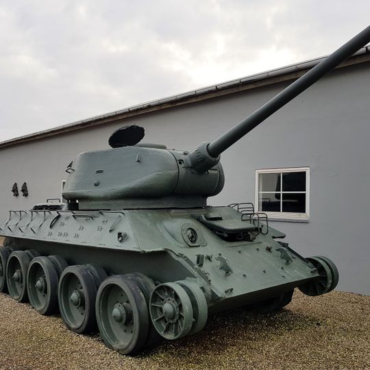 Panzermuseum East