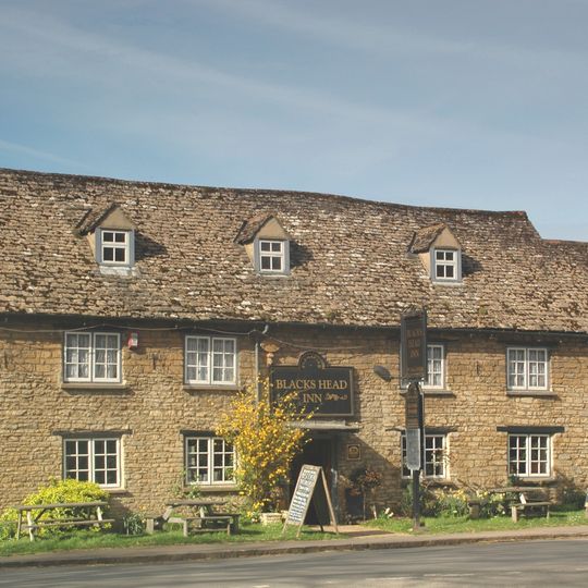 The Blacks Head Public House