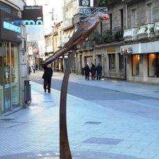 Loro Ravachol (estatua)