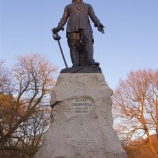 Statue of Oliver Cromwell
