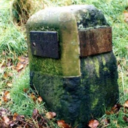 Milestone, Manor Gardens