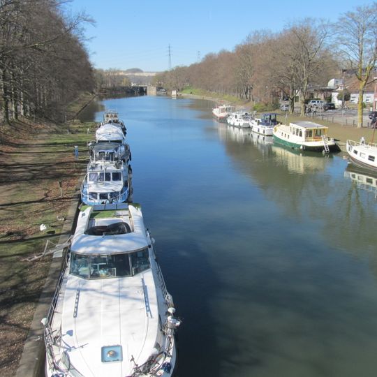 Kanaal van Haccourt naar Wezet