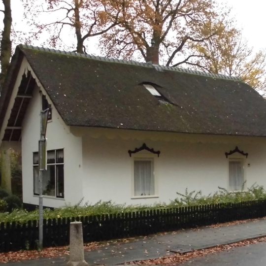 Nieuw-Loosdrechtsedijk 15, Nieuw-Loosdrecht