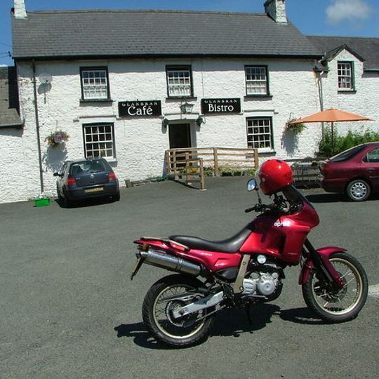 Glanbran Arms Inn including former barn range to left.