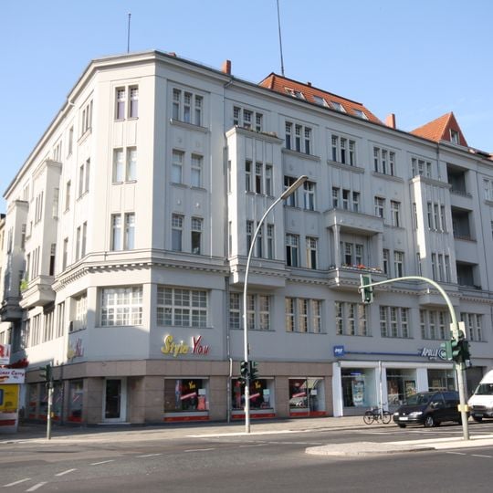 Miets- und Geschäftshaus Turmstraße 76-76A