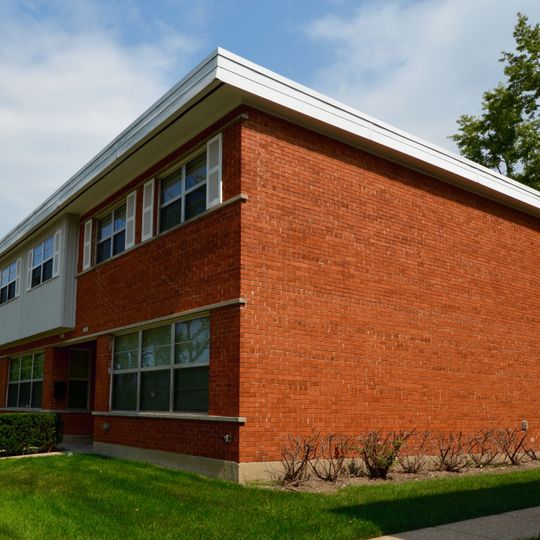 Pacesetter Gardens Historic District