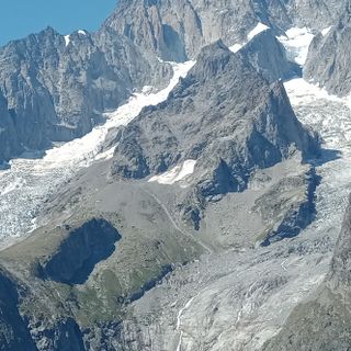 Châtelet Glacier