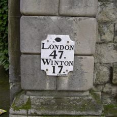 Milestone, Alton House Hotel