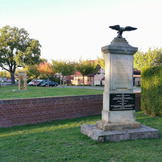 Gefallenendenkmal Hohennauen