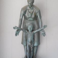 Statue of nurse and child