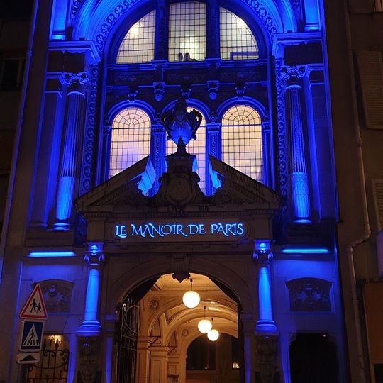 Le Manoir de Paris