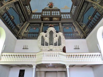 Interior 0