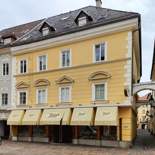 Bürgerhaus Alter Platz 7