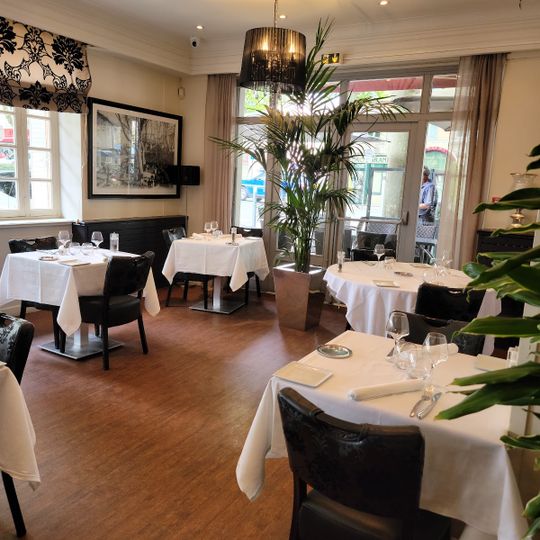 Le Centre Restaurant et Hôtel