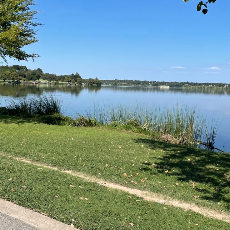 Parco del Lago White Rock