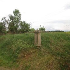 Kříž jižně od Polínek u cesty