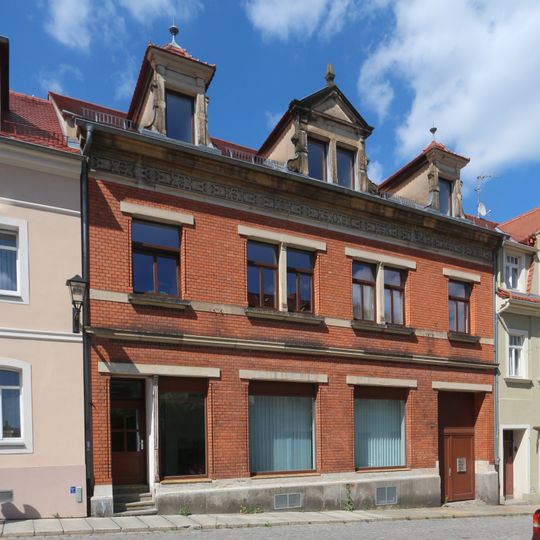 Wohnhaus in geschlossener Bebauung Bautzner Straße 63