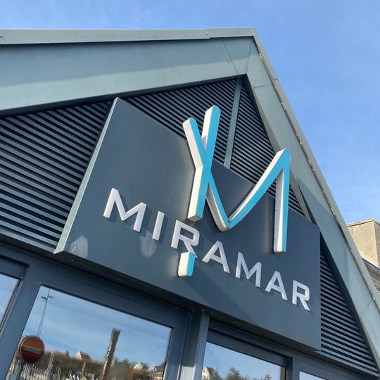 Le Miramar