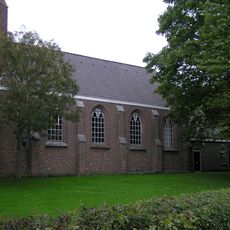 Nederlands Hervormde Kerk en kerkhof