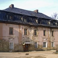 Zakład leczniczy, ob. rozlewnia wód mineralnych