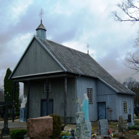 Švėkšna cemetery chapel