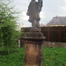 Socha svatého Jana Nepomuckého v ulici Třebízského