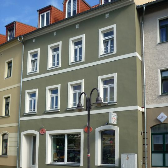 Wohnhaus in geschlossener Bebauung Markt 3