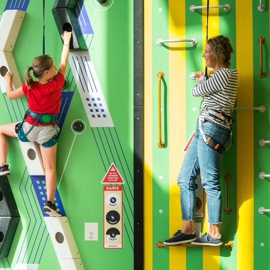 HAPIK Salle d'escalade 100% fun