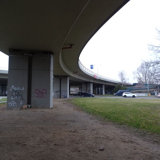 Most rampy Povltavská - most Barikádníků