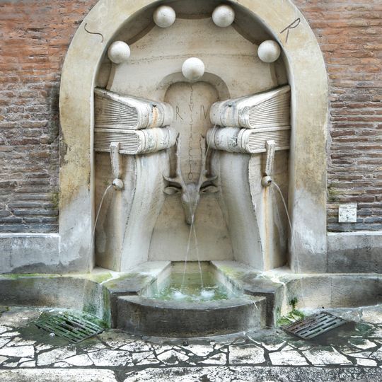Fontana dei Libri