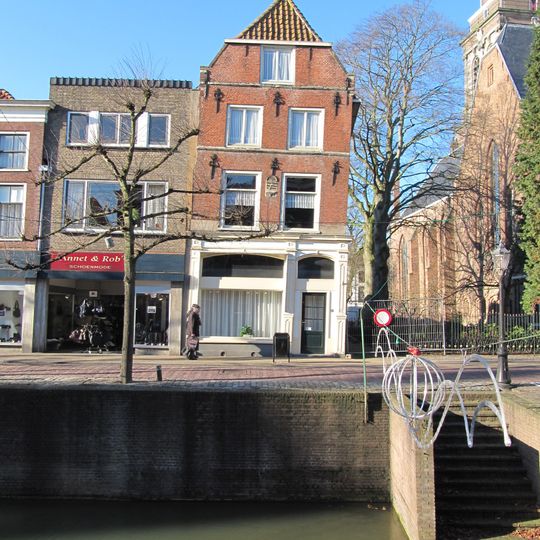 Haven 82, Schoonhoven