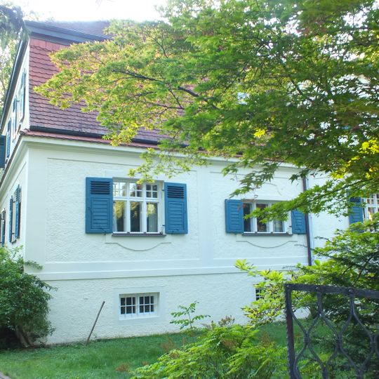 Hermann-Stockmann-Straße 16