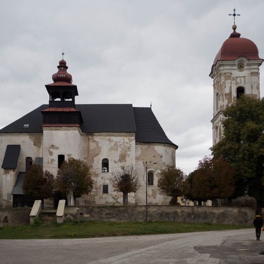 Evanjelický kostol s areálom, opevnenie kostola