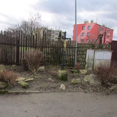 Kříž v severní části Červené Řečice u odbočky k Červenému Mlýnu