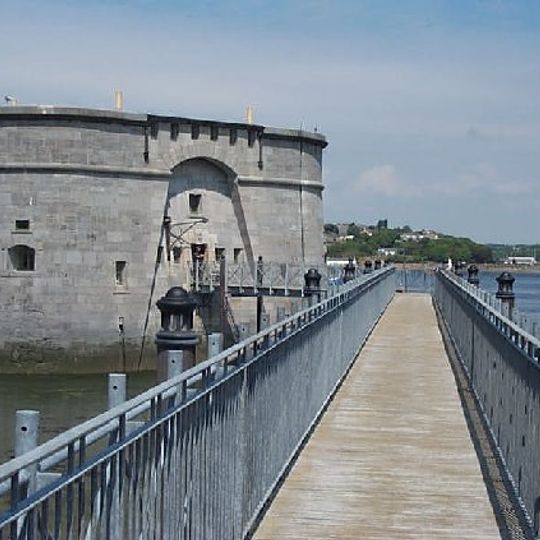North East Martello Tower, Front Street