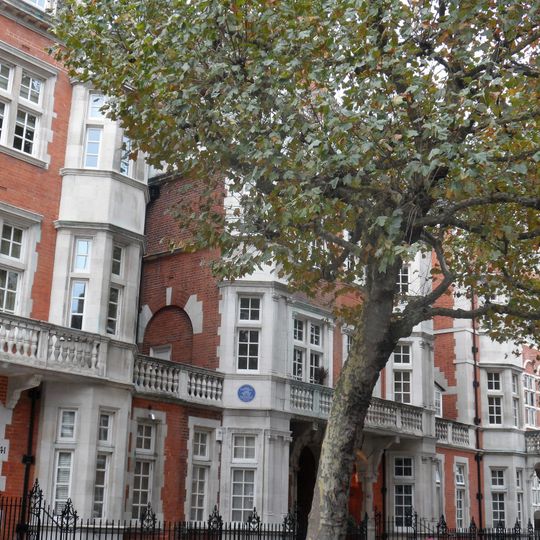 39-47, South Street W1