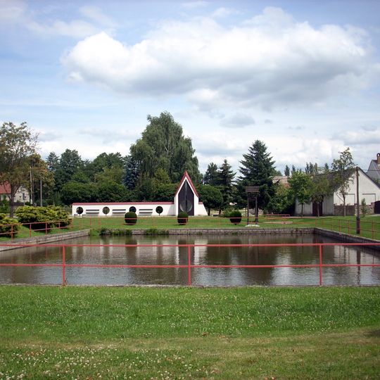 Památník milénia ve Věžnici