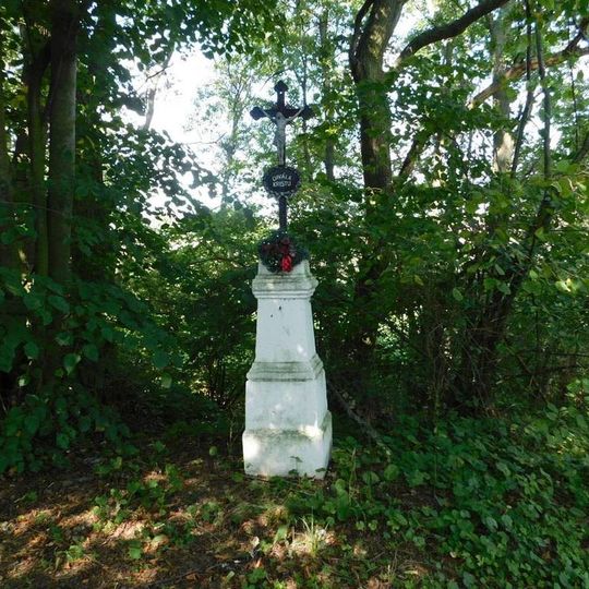 Kříž východně od Boliny