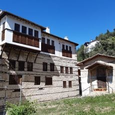 Tsiatsiapas Mansion