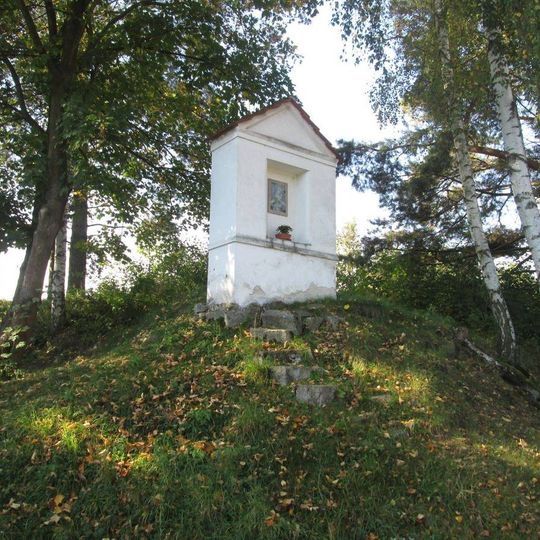 Kaplička východně od Zárybničné Lhoty