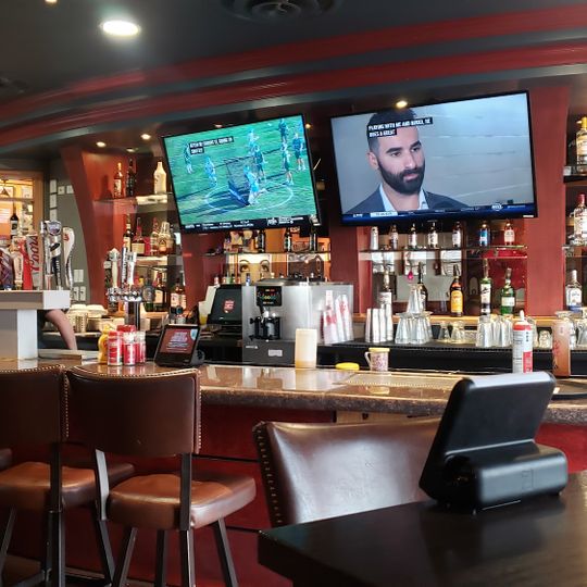 Red Robin Gourmet Burgers and Brews
