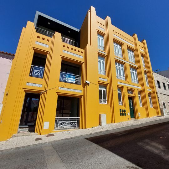 Edifício na Rua Almirante Cândido dos Reis, n.º 1