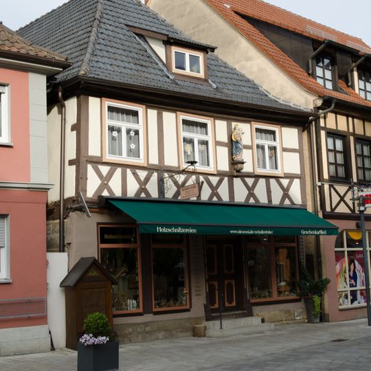 Wohn- und Geschäftshaus